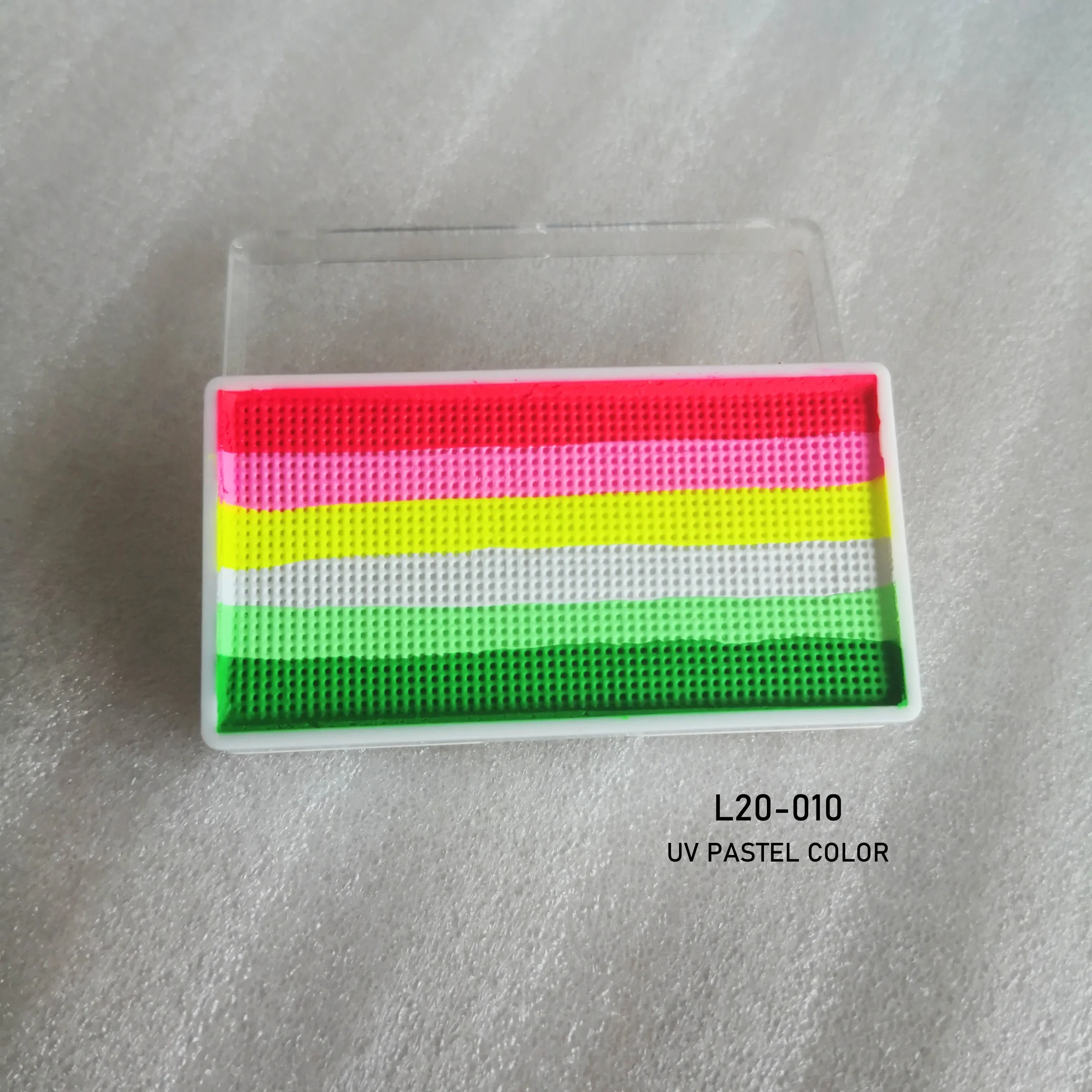 Maquillage Peau Arc-en-Ciel Vif - Image 8