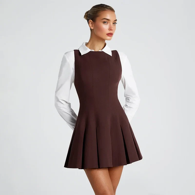 Robe Courte Vintage Marron à Plis Évasés - Image 3
